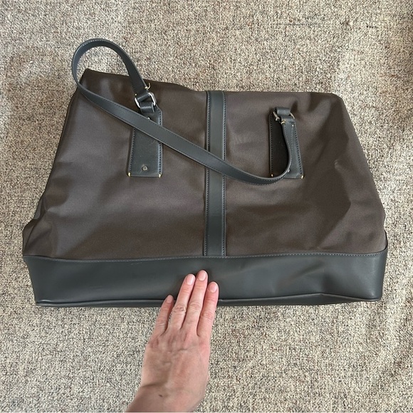 Calvin Klein Fold Over Bag - Picture 3 of 8